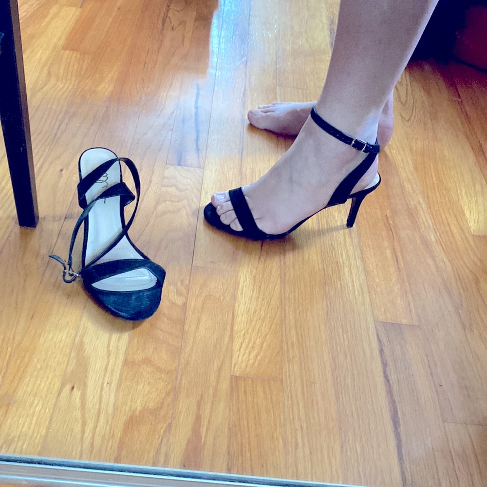 Lulus size 7 1/2 black heels